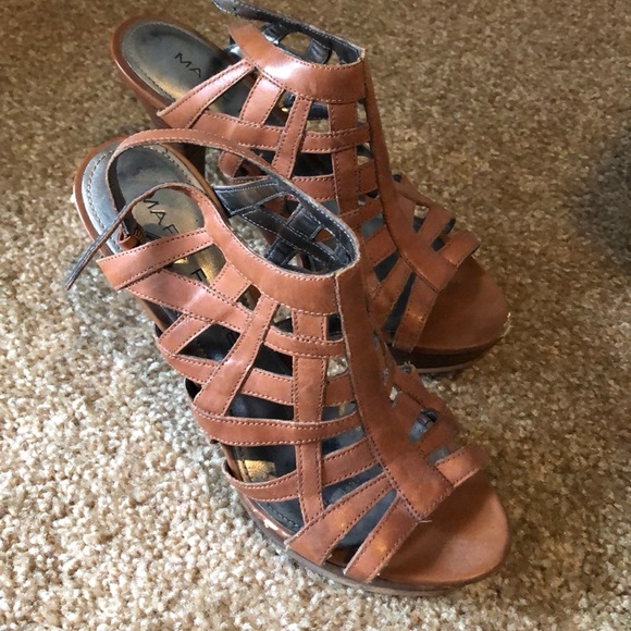 Marc Fisher Cage Heels - Picture 1 of 5